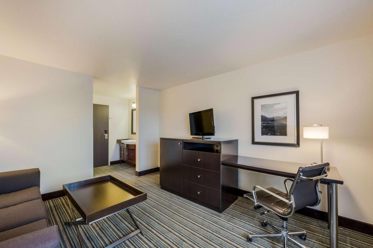 Best Western Alderwood Lynnwood Bagian luar foto