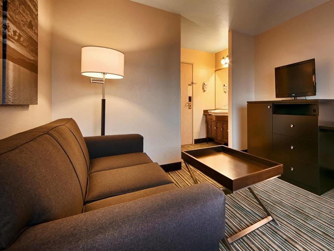 Best Western Alderwood Lynnwood Bagian luar foto